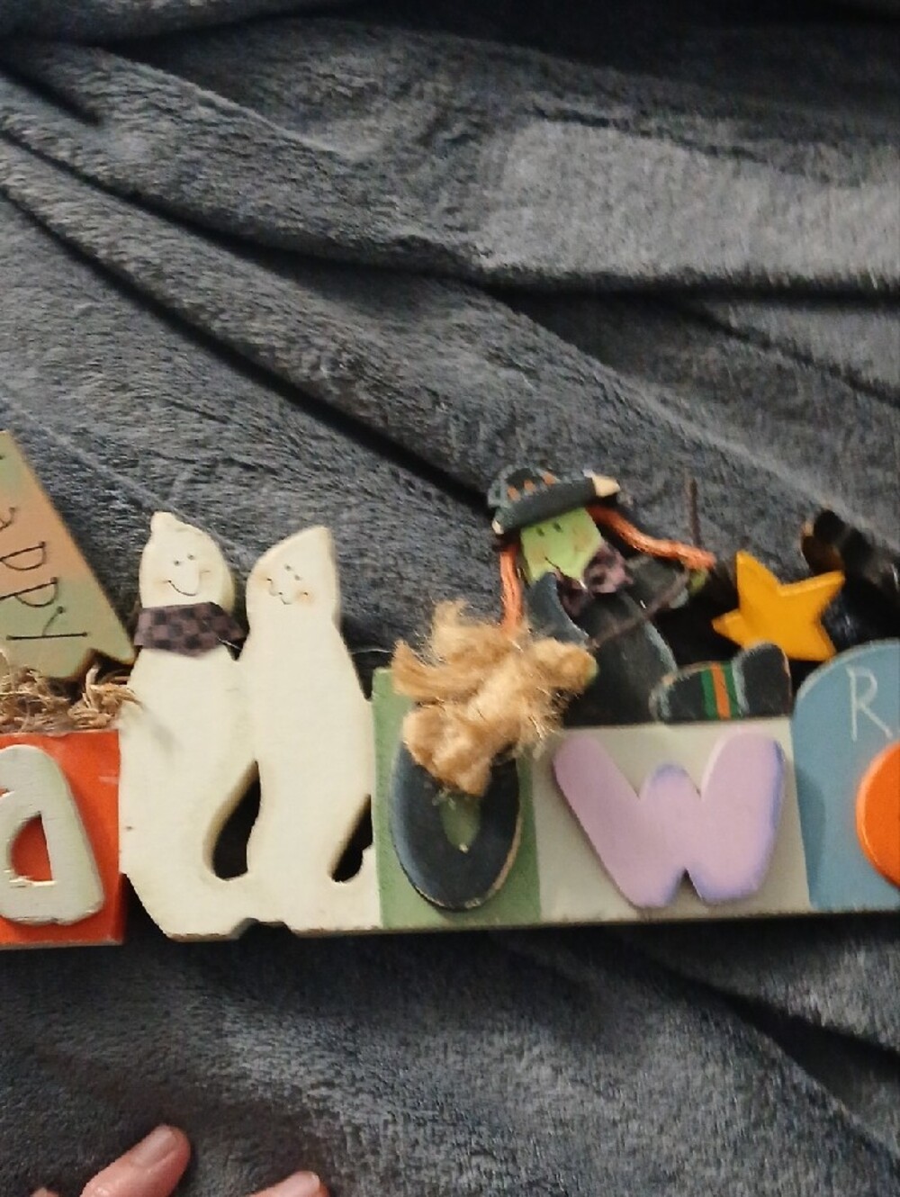 Halloween 'Halloween' Multicolor Wooden Wall Sign - Picture 7 of 15